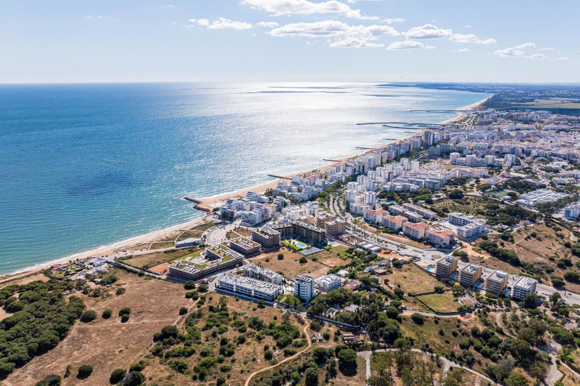 Cavalo Preto Luxury Beach Apartment By Golden Zenith Quarteira Eksteriør bilde